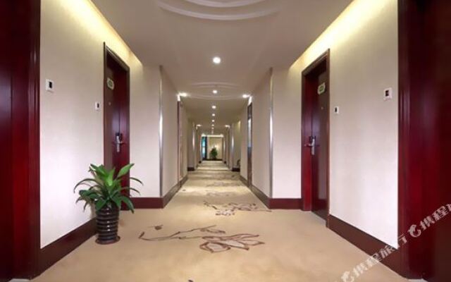 Vienna Hotel Dongguan Changping Avenue