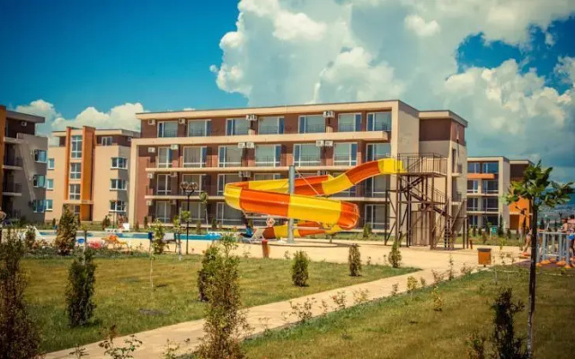 Holiday Garden Hotel