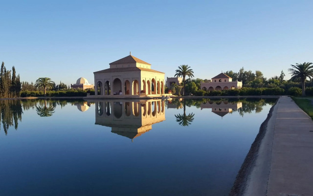 Palais Claudio Bravo