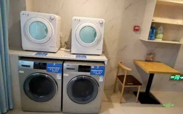 Echarm Hotel (Hunan International Economics University)