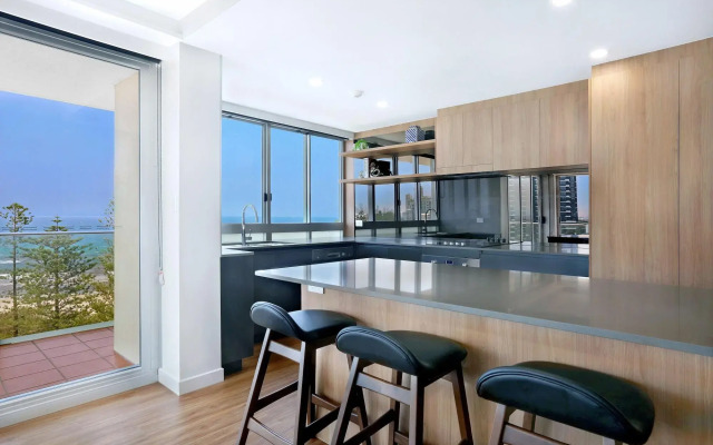 Pacific Regis Apartments