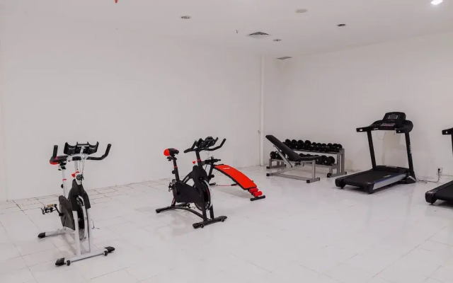 Homey 2Br Apartment At Urban Heights Residence
