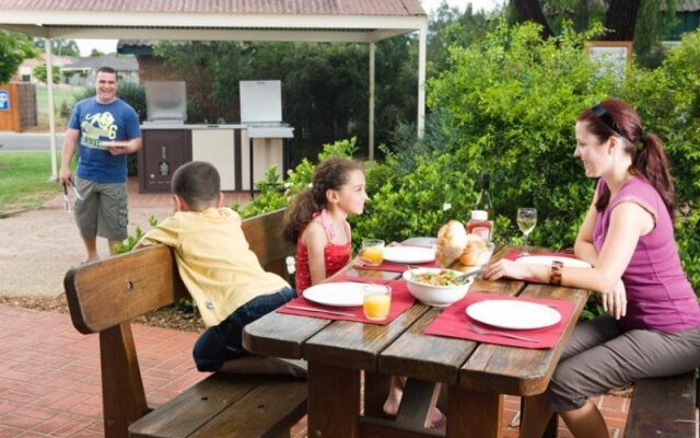 Sydney Gateway Holiday Park