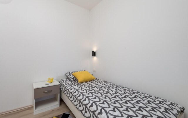 Beautiful Apartment in Lovran With Wifi and 2 Bedrooms