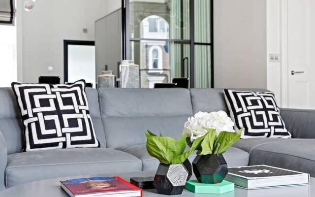 Stunning Notting Hill 1bed W/balcony 10min fr Tube