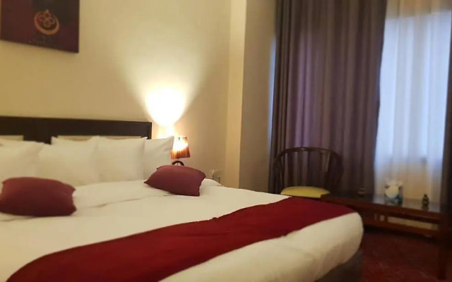 The Signature Hotel