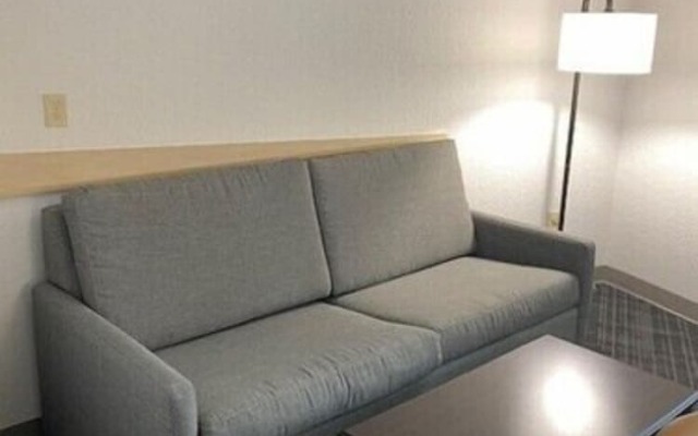 Comfort Suites Salem