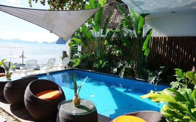Pukka Beach Hotel