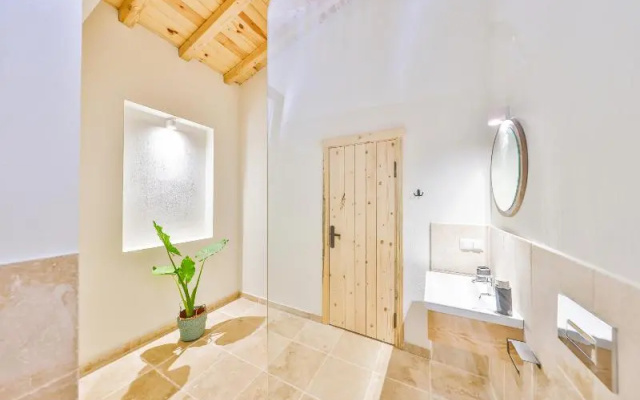 Noubas Villas