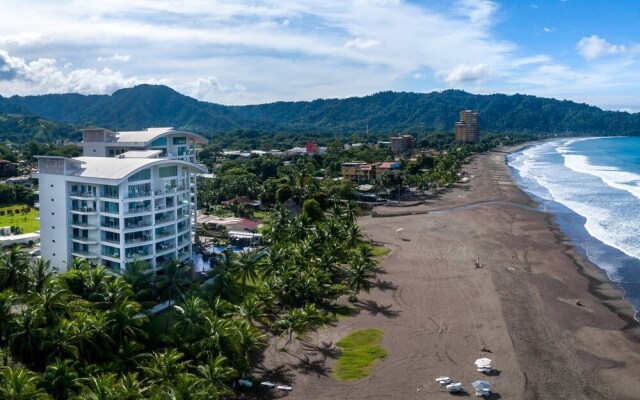 Simply Spectacular 5th Floor Ocean View