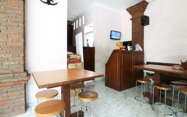 Warapsari Inn