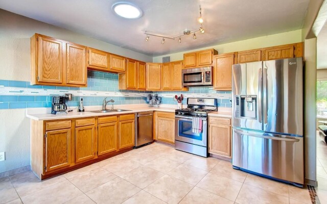 PX006 4 Bedroom Apartment By Senstay