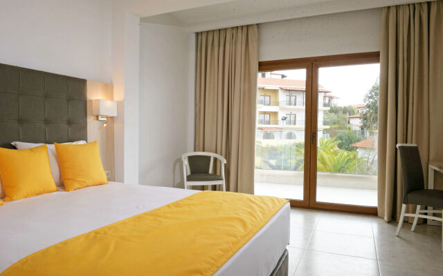 Aristoteles Holiday Resort & Spa