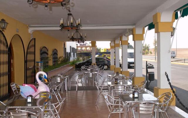 OYO Hostal El Paisano