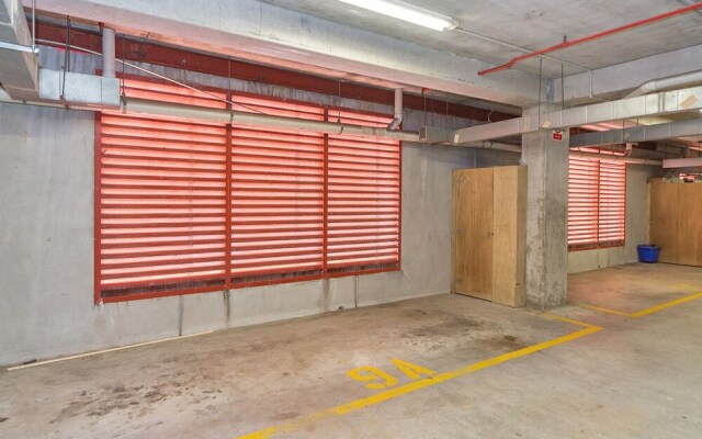 Penthouse with Mezzanine & Harbor Views