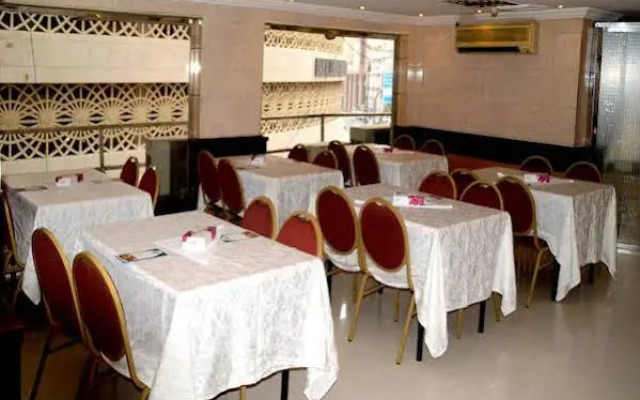 Al Fajer Al Badia Hotel 4