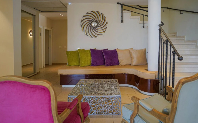 YalaRent Olive Tree Villa with Private Pool