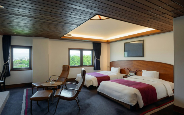 Hotel Chourakukan