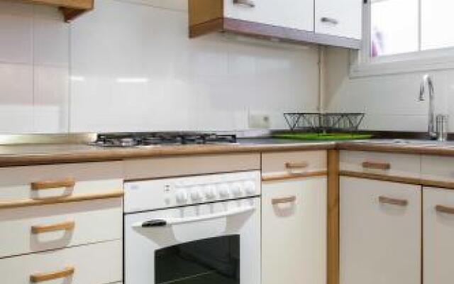 For You Rentals Avenidaamerica Apartment Ava24