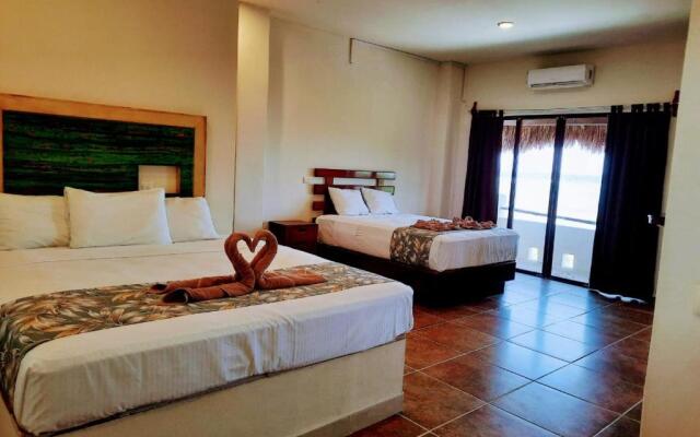 Porto Coral Hotel & Suites