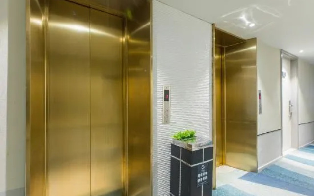 Homeinn Selected Hotel (Shanghai Jiading New City Malu Subway Station Branch)