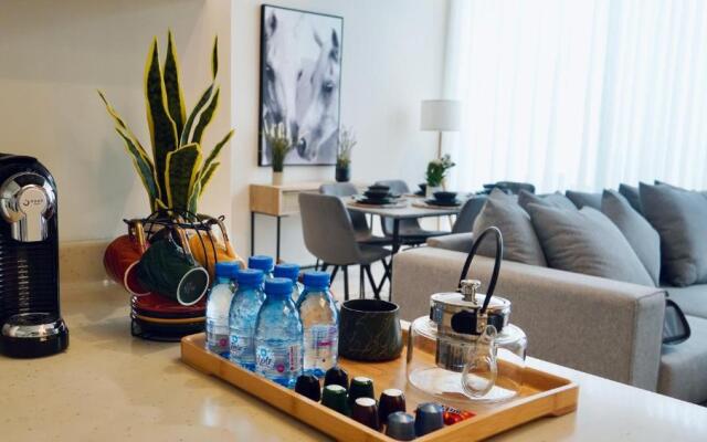 Cozy 3- bedroom unit with an outside seating area