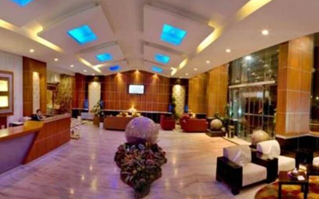 Golden Prince Hotel