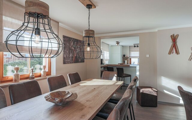 Luxurious Chalet Near Ski Lift in Hopfgarten