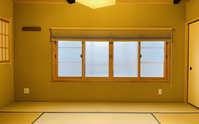 Kouhaku Kinkaku Kotobuki