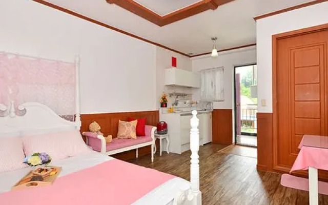 Namisum Lake Pension