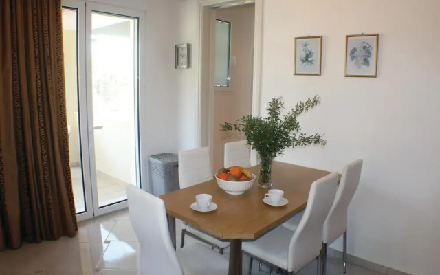 Awesome Home in Nea Makri With Wifi and 3 Bedrooms