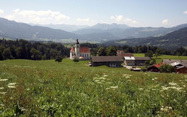 Cosy Apartment in Dalaas With Terrace, Garden & Ski-storage