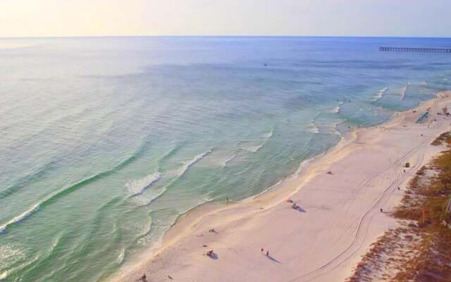 Majestic Beach Towers 1-1706