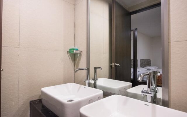 Aston Boutec Hotel Lintas Plaza