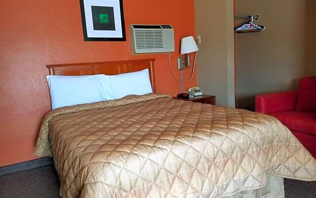 Budget Inn