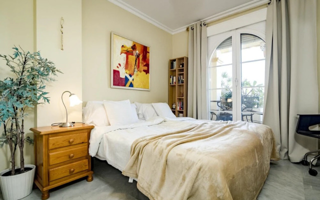 SAT24 - 2 bedroom, close to Puerto banus