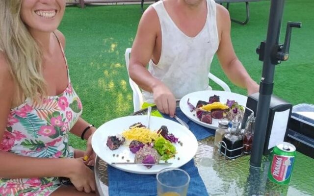 Roxy Fishing Club Y Hotel