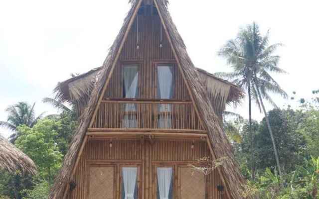 Balkondes Kembanglimus