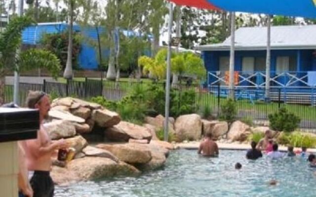 Lake Tinaroo Holiday Park