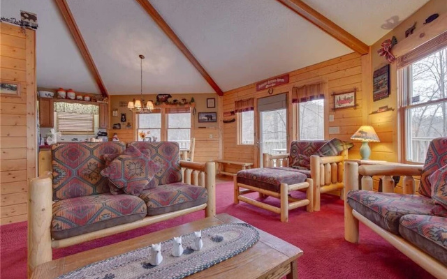Country Cozy - Two Bedroom Cabin