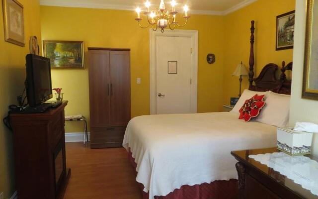 Redwood Bed and Breakfast