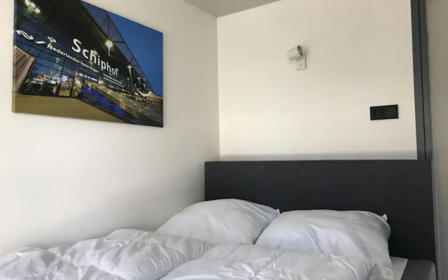 Nice Harbor Lodge Located in the Marina