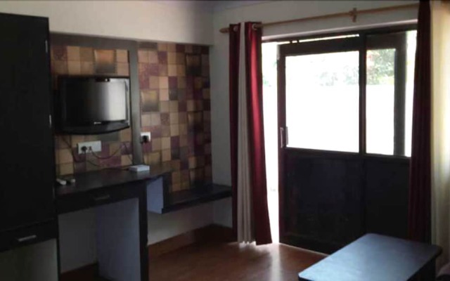 Corbett Jungle Club Resort