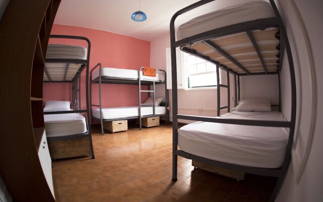 Patio Hostel - Adults Only