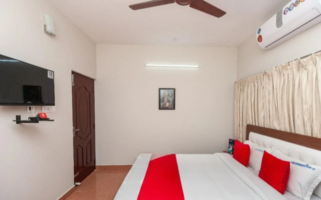 Rithikha Inn Blossoms By OYO Rooms