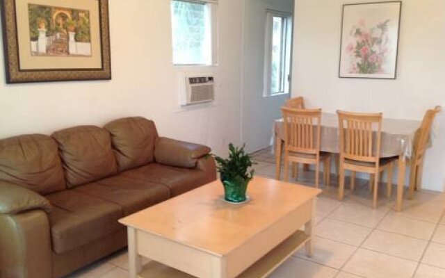 Summerland Suites