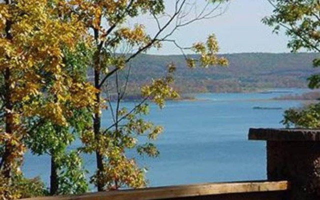 White River Lodge Bed and Breakfast