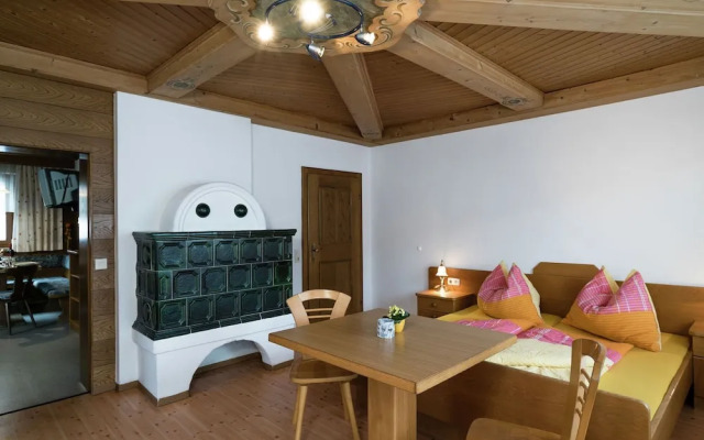 Mountain View Apartment With Sauna In Taxenbach