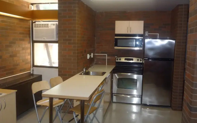 University of Toronto - Wilson Hall Residence