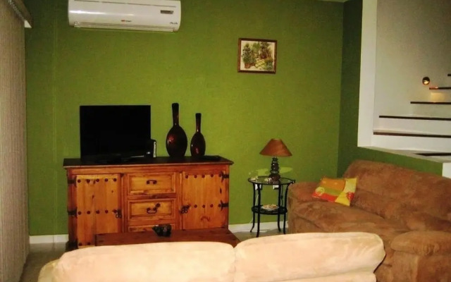 Condo Coto Diamante